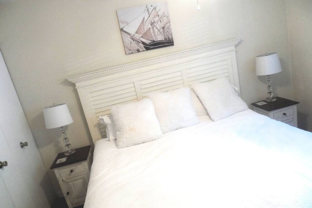 Photo of Bedroom in North Shore