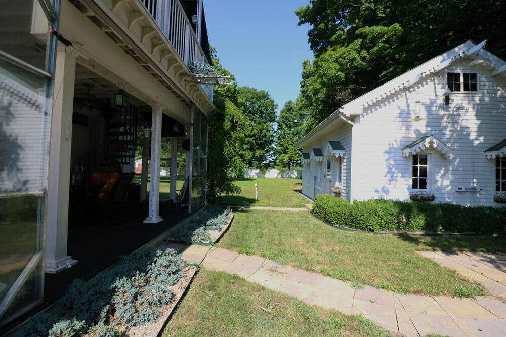 Photo of Others in West Newton