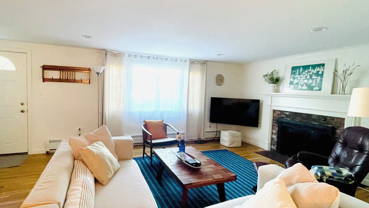 Photo of Livingroom in West Hyannisport