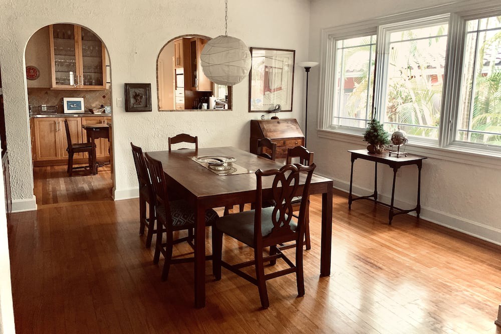 Photo of Bedroom in Northeast Coconut Grove