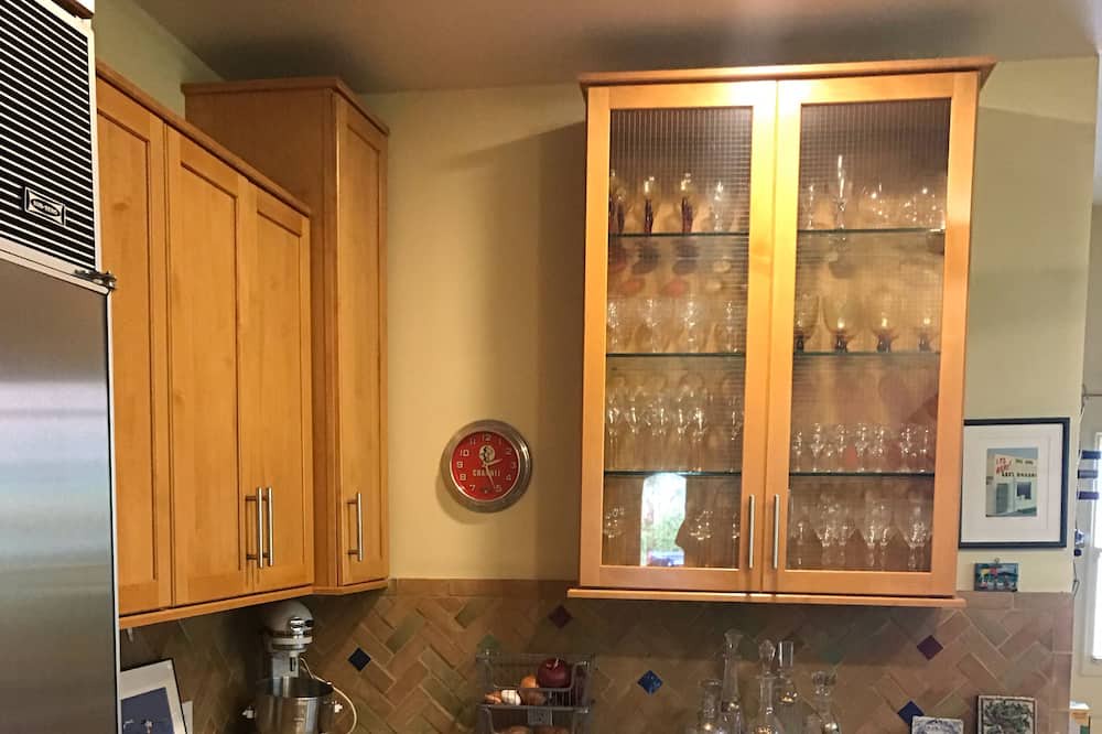 Photo of Kitchen in Northeast Coconut Grove