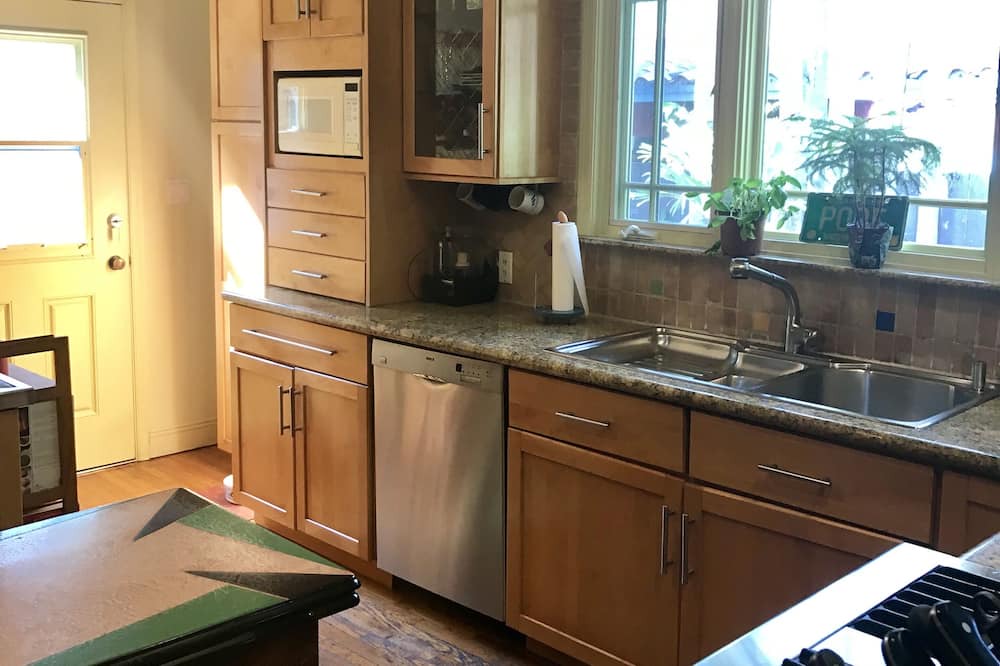 Photo of Kitchen in Northeast Coconut Grove