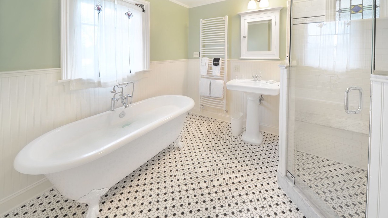 Photo of Bathroom in Saratoga Springs