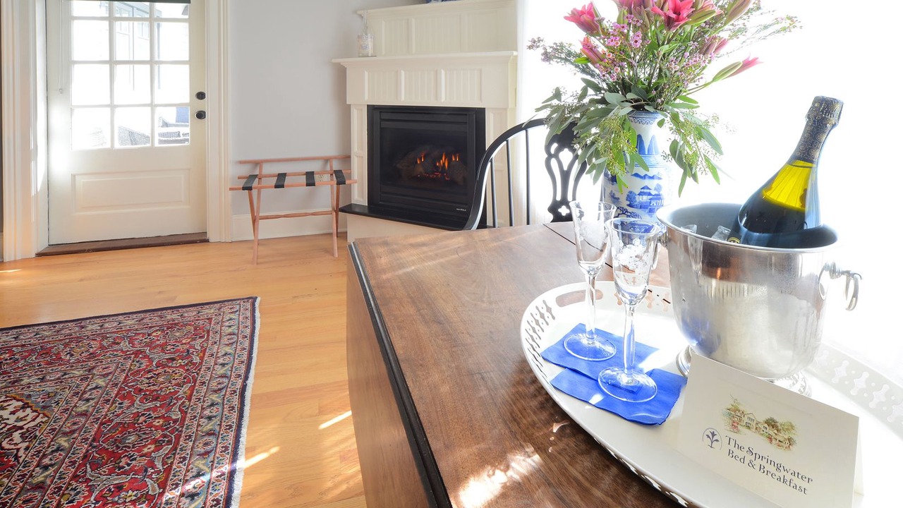 Photo of Bedroom in Saratoga Springs