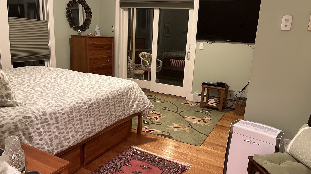 Photo of Bedroom in Newton Highlands