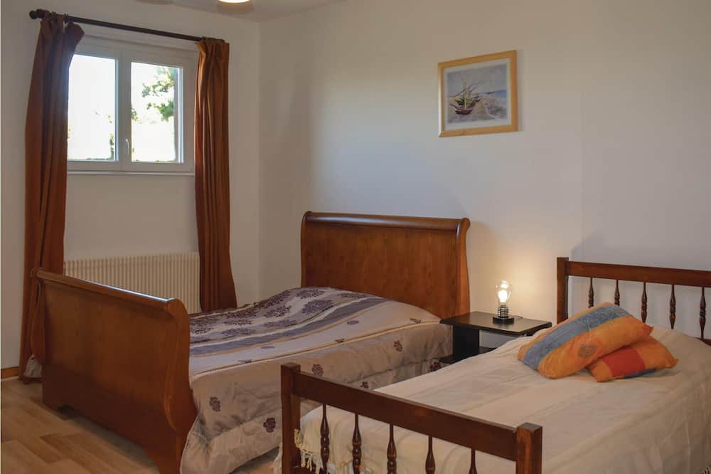 Photo of Bedroom in Sables-d'Or-les-Pins