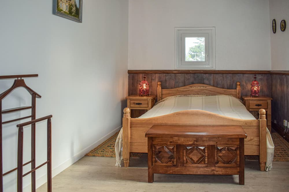 Photo of Bedroom in Sables-d'Or-les-Pins