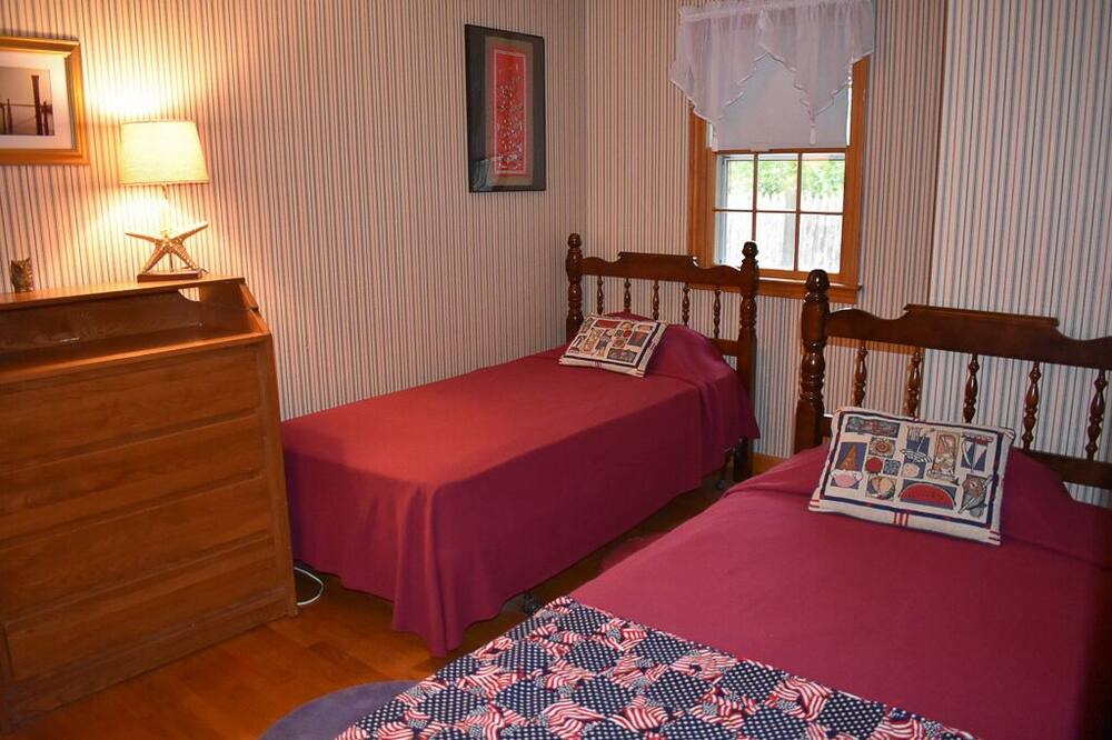Photo of Bedroom in Dennis Port