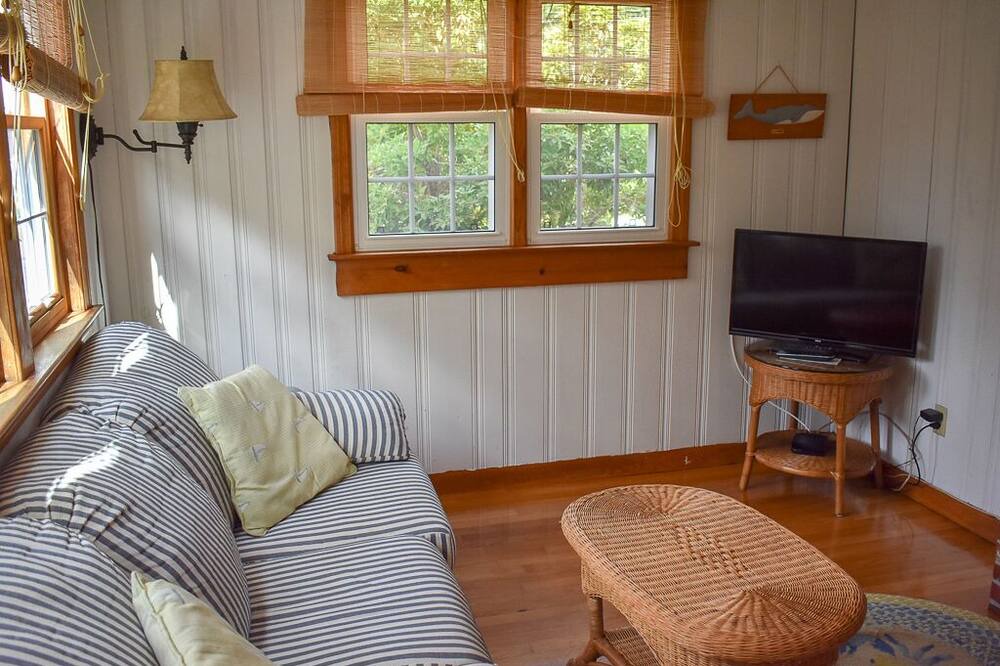Photo of Livingroom in Dennis Port