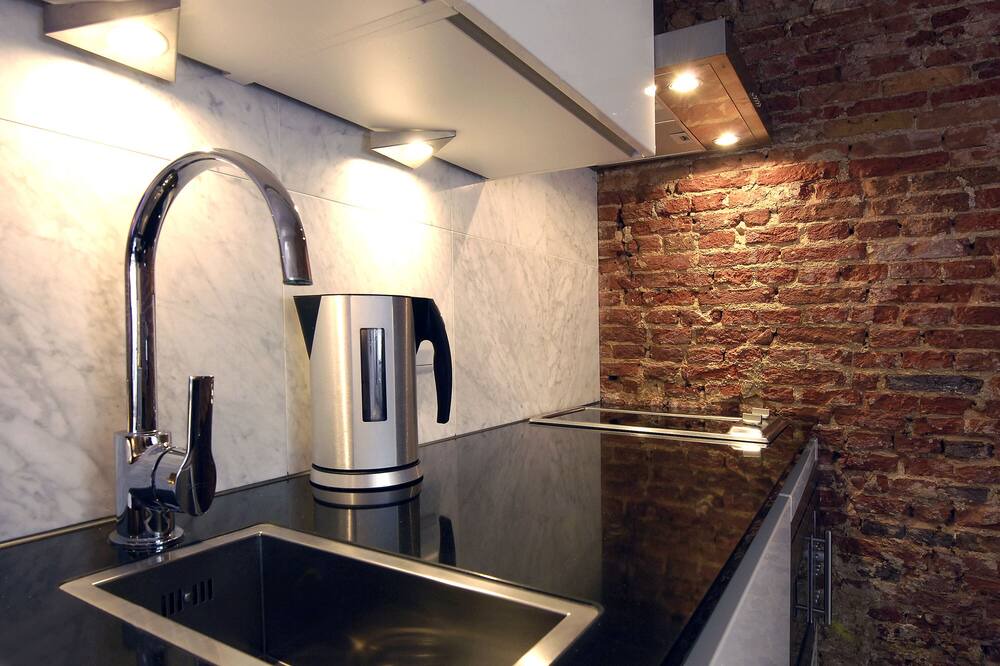 Photo of Kitchen in Canal Ring