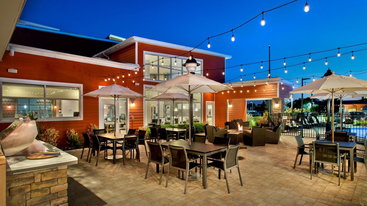 Photo of Patio Balcony in Riverhead