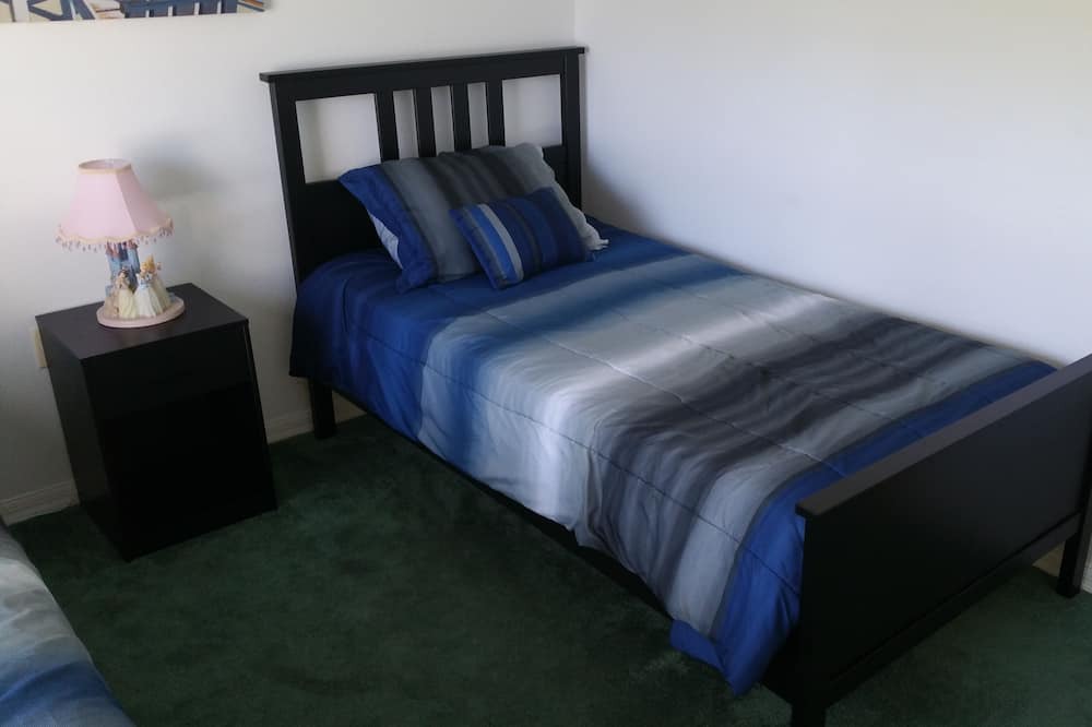 Photo of Bedroom in Bridgewater Crossing
