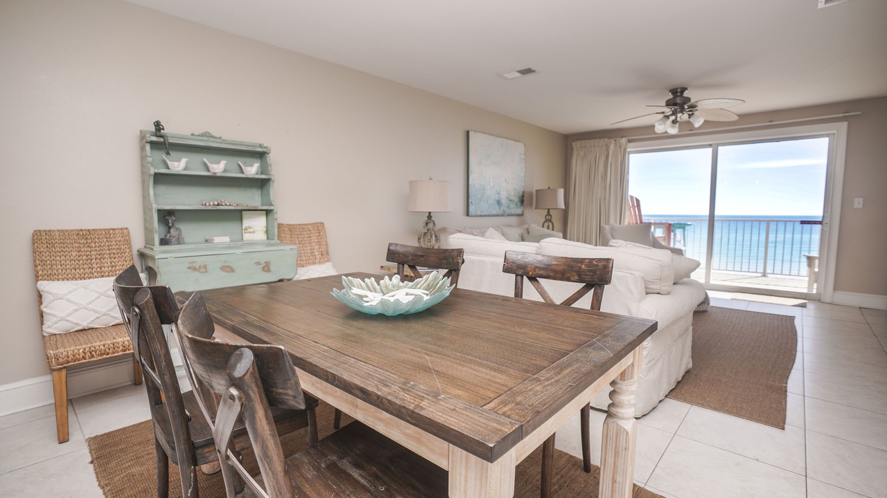 Photo of Livingroom in Crystal Beach