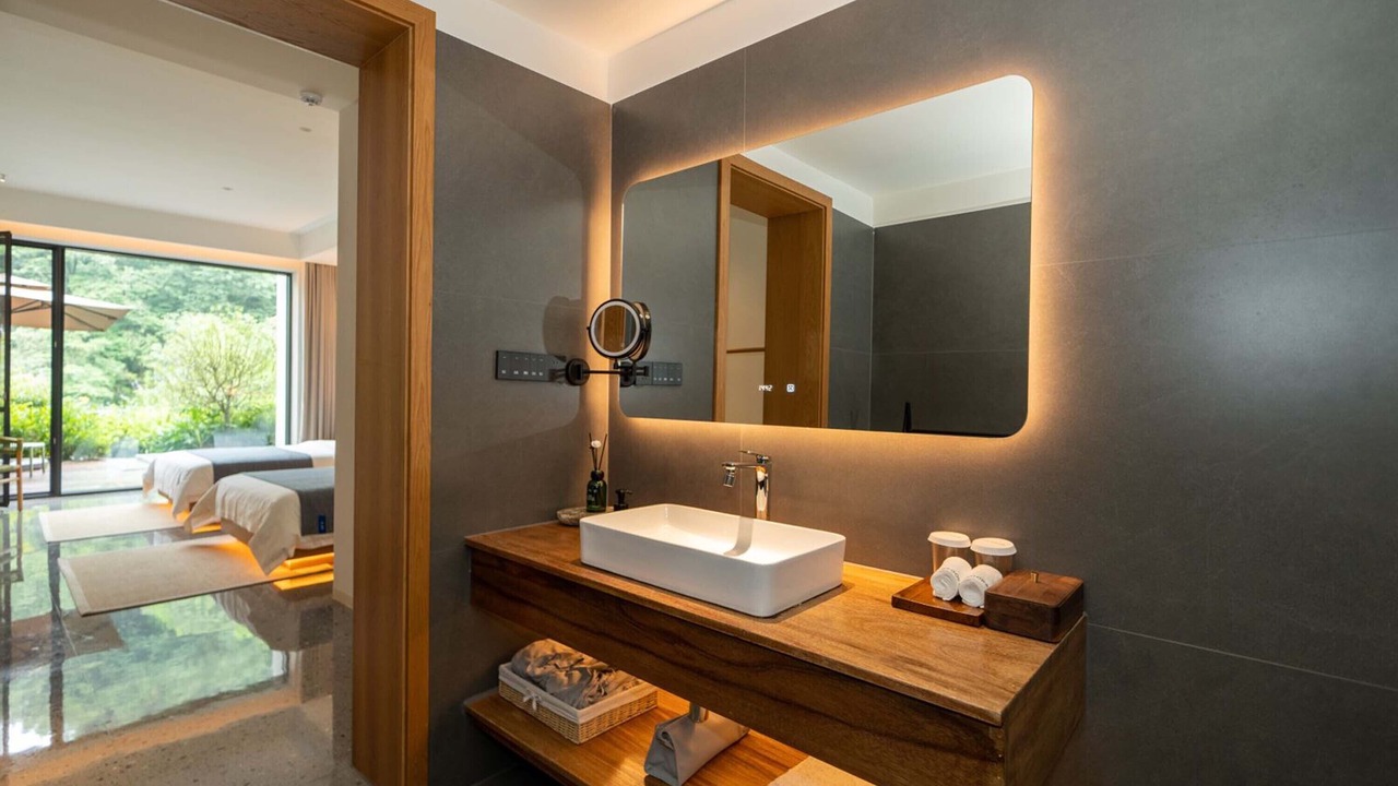 Photo of Bathroom in Emeishan