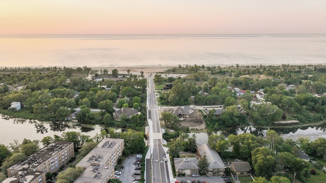 Photo of Others in Miller Beach