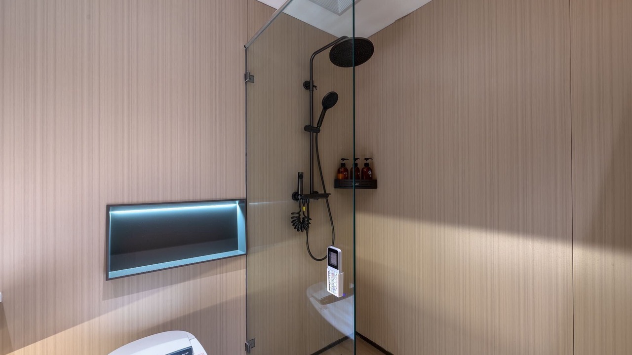 Photo of Bathroom in Jianwai Street