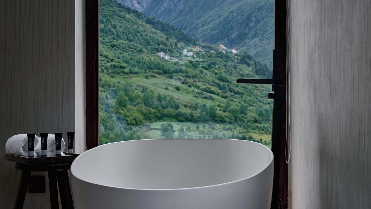 Photo of Bathroom in Wenchuan