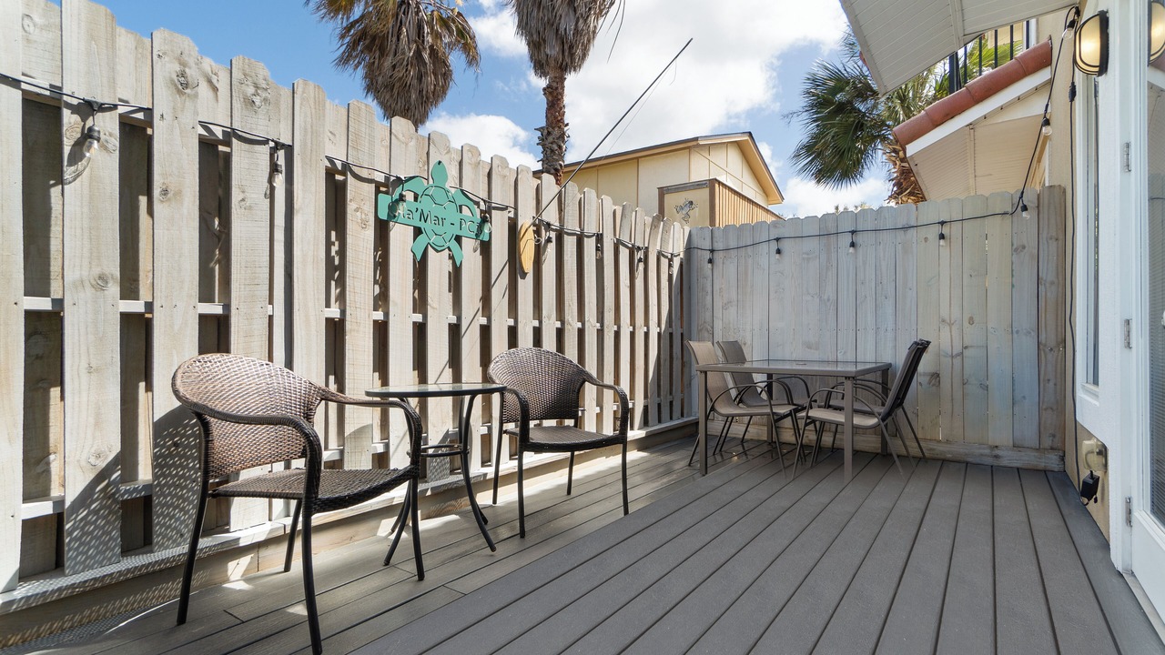 Photo of Patio Balcony in Sunnyside