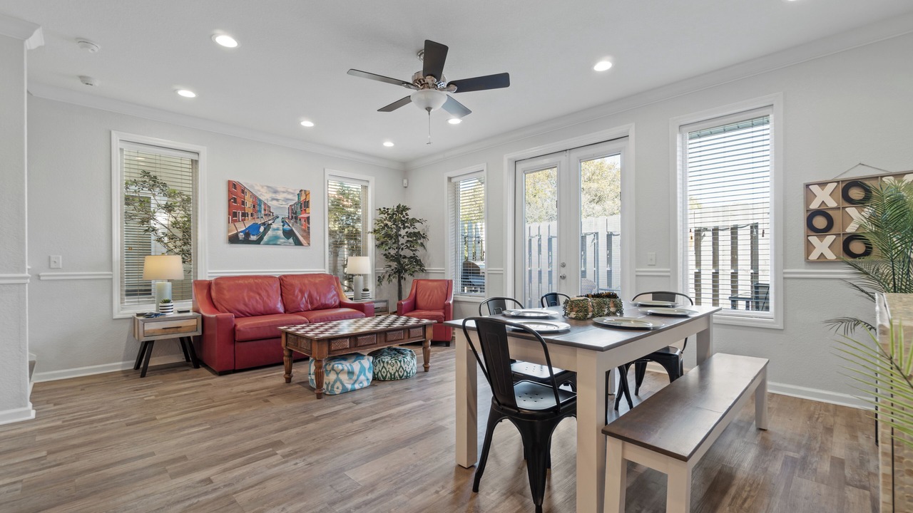 Photo of Patio Balcony in Sunnyside