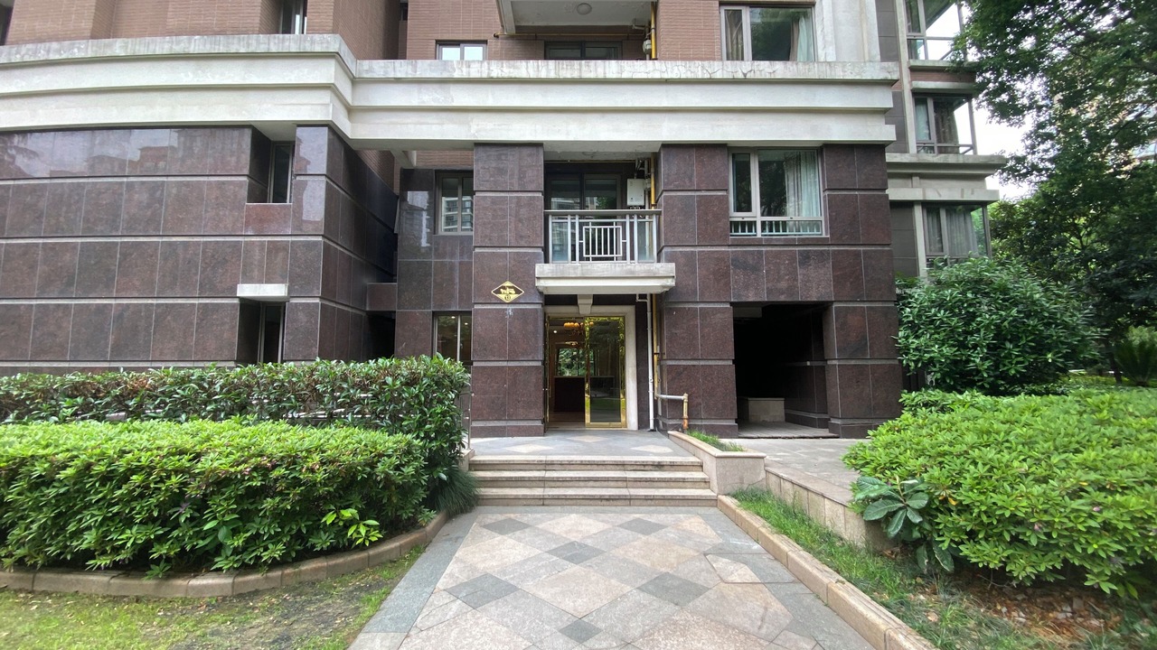 Photo of Outdoor in Hongqiao