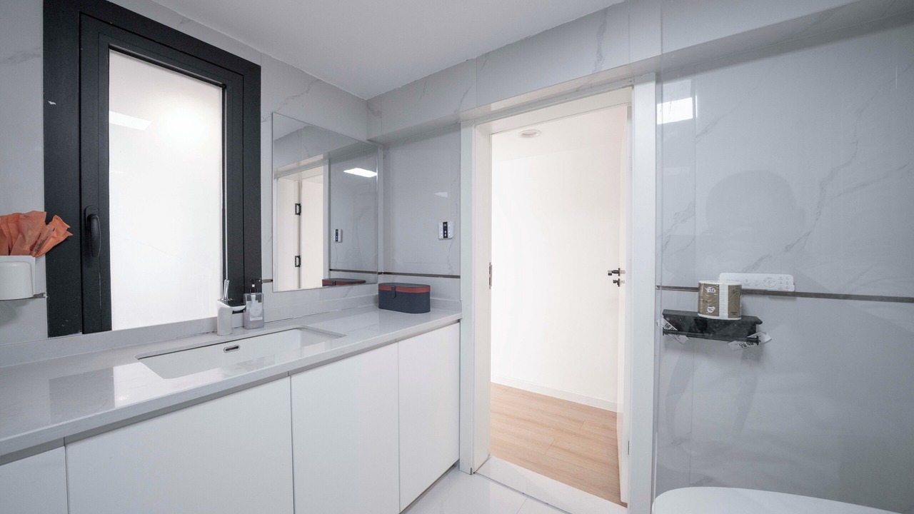 Photo of Bathroom in Downtown Shanghai