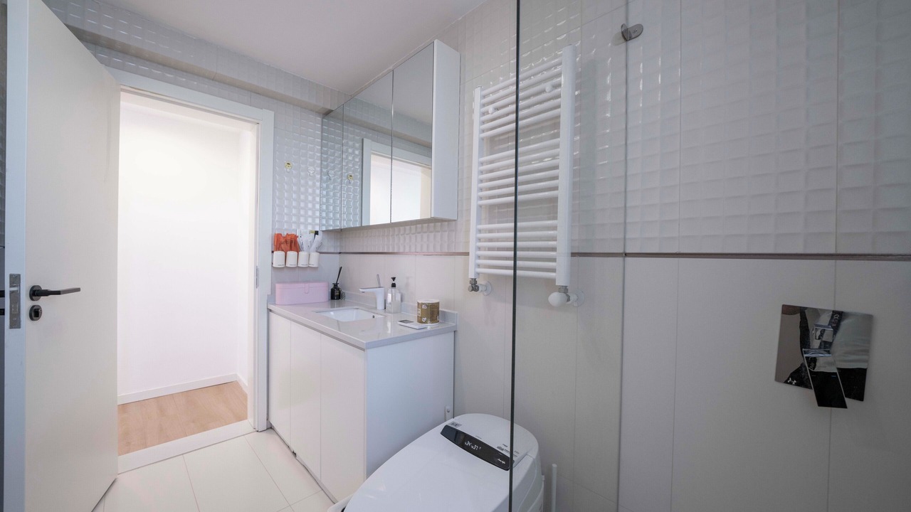 Photo of Bathroom in Downtown Shanghai