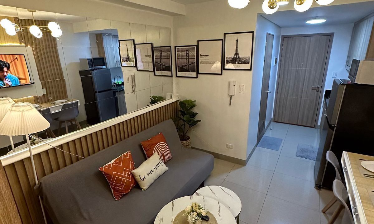 Photo of Livingroom in Barangay 76