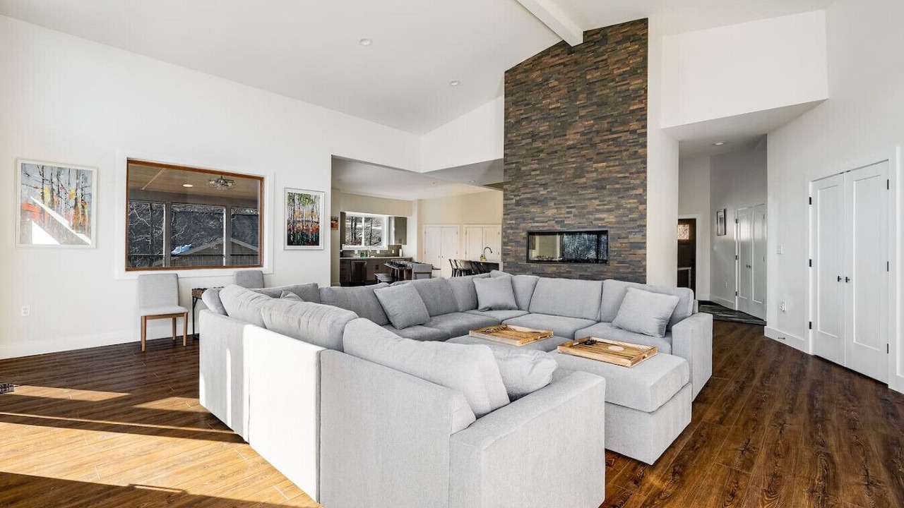 Photo of Livingroom in McGaheysville