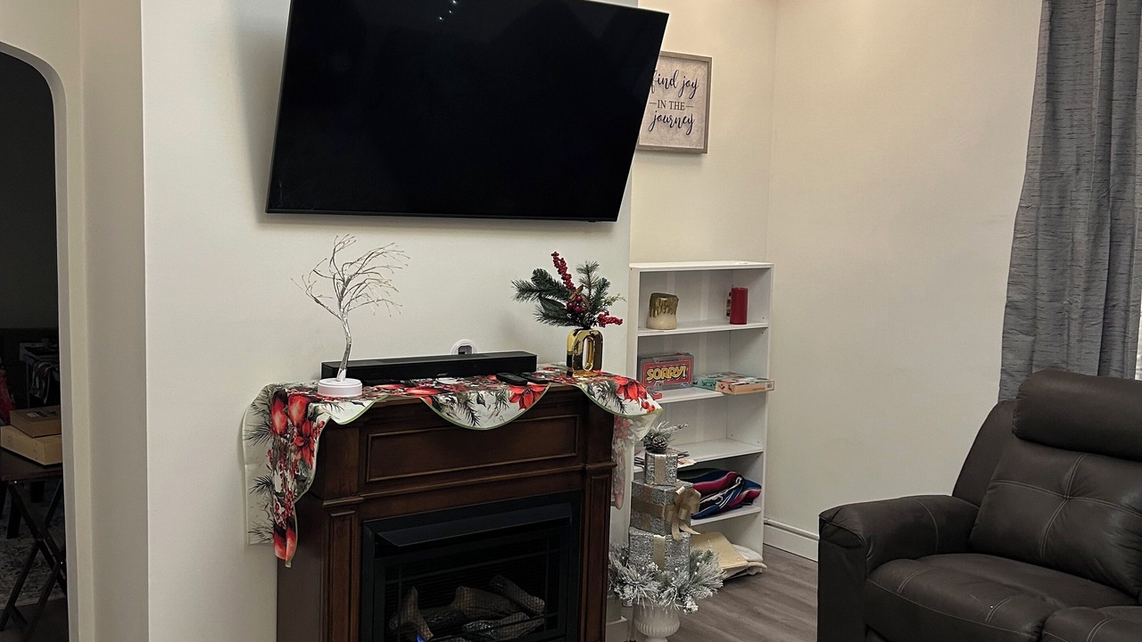 Photo of Livingroom in Bedford