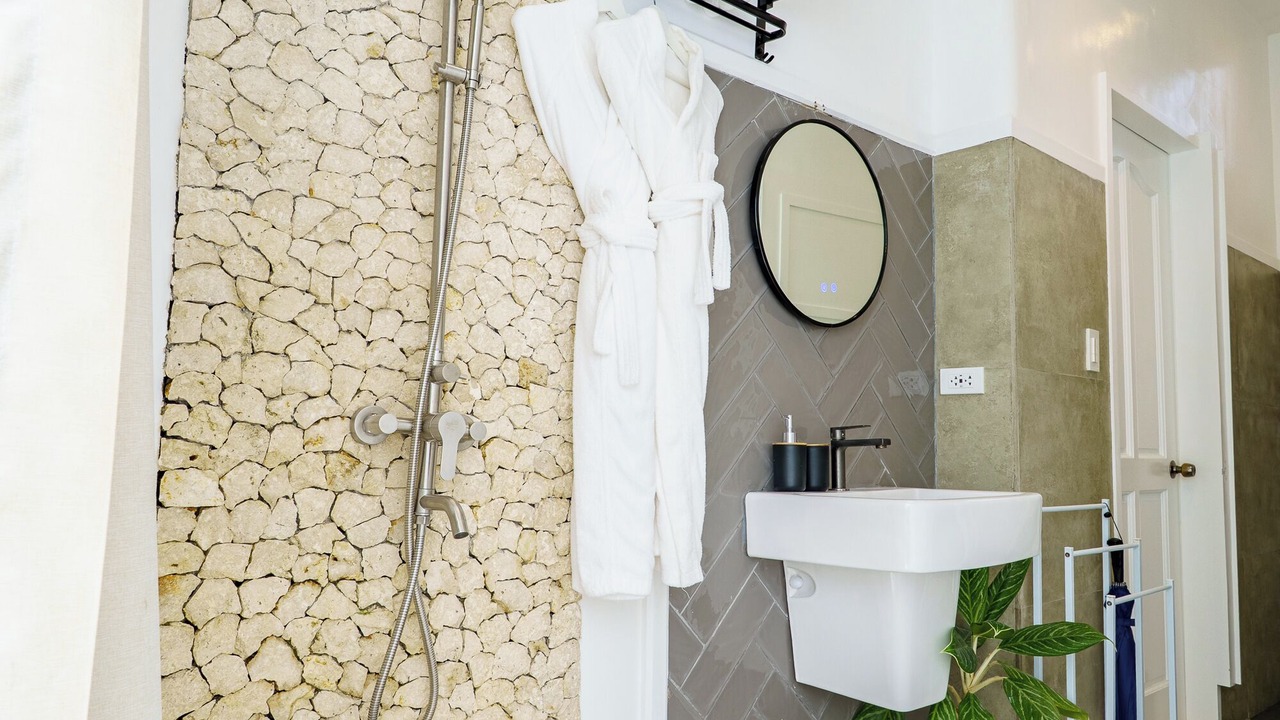 Photo of Bathroom in Catangnan