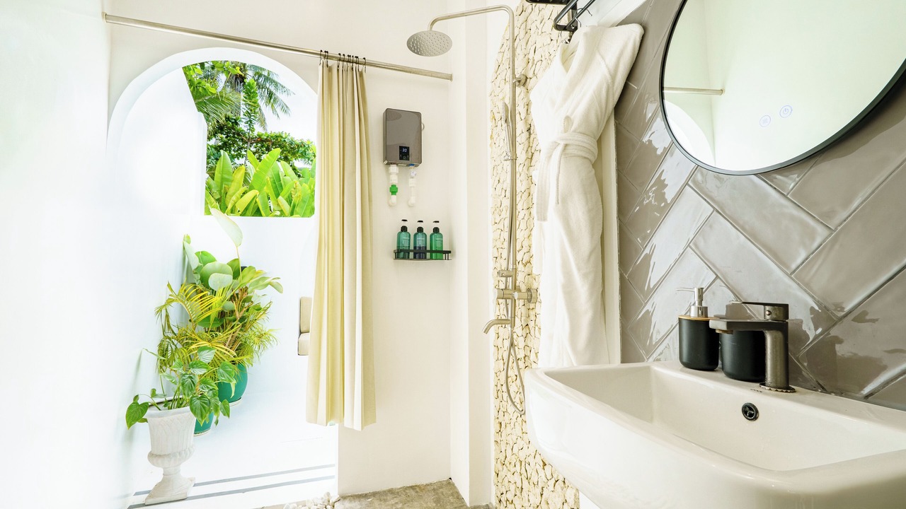 Photo of Bathroom in Catangnan