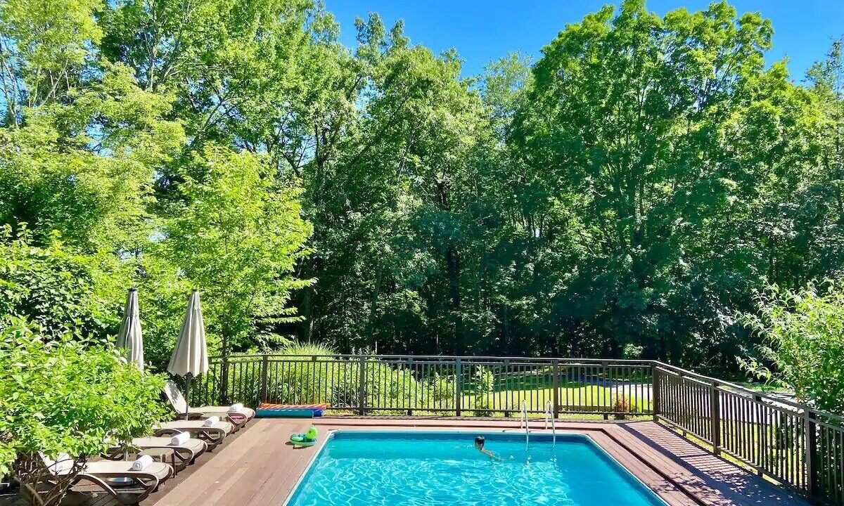 Photo of Outdoor in Kingston