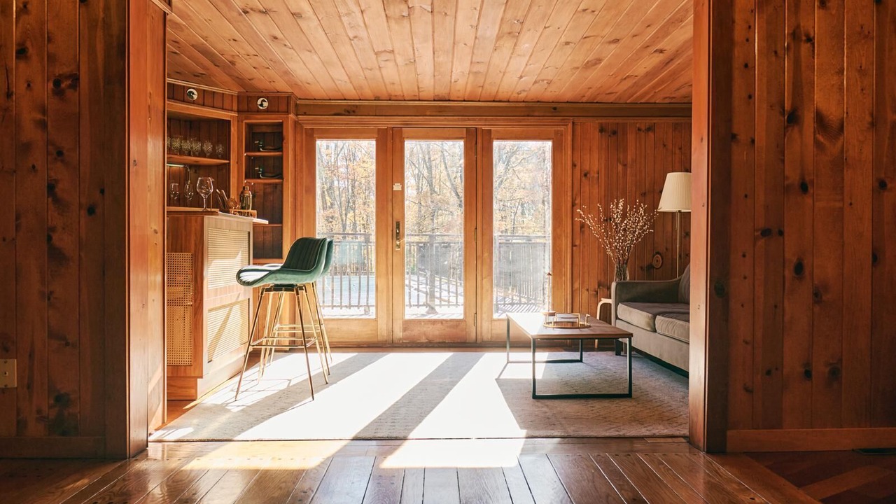 Photo of Livingroom in Kingston