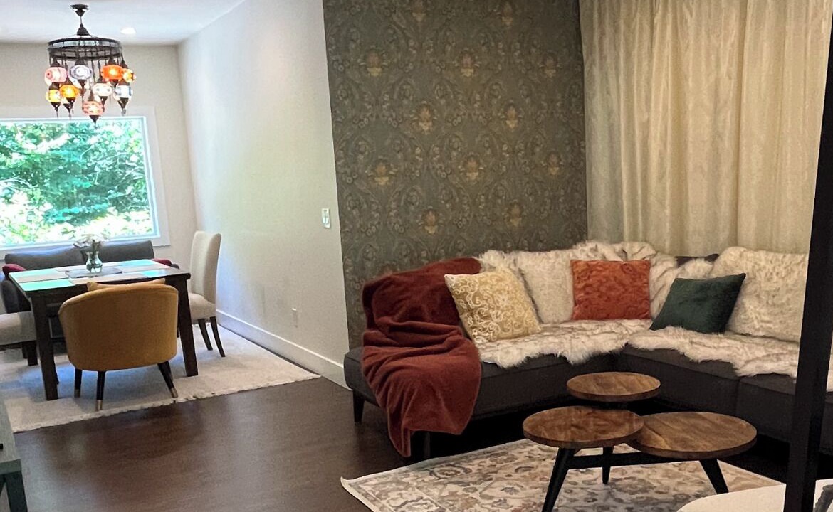Photo of Livingroom in Point Roberts