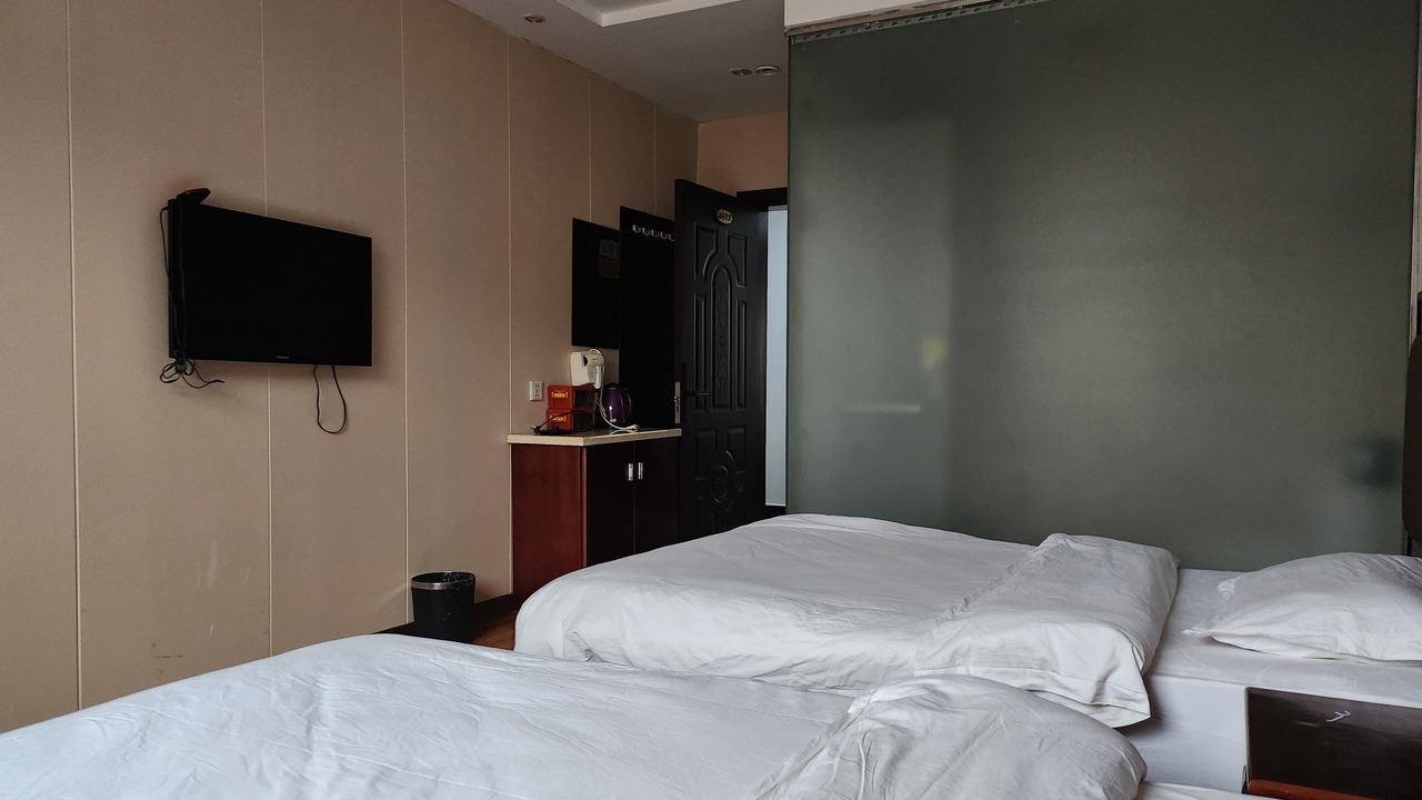 Photo of Bedroom in Fenghuang