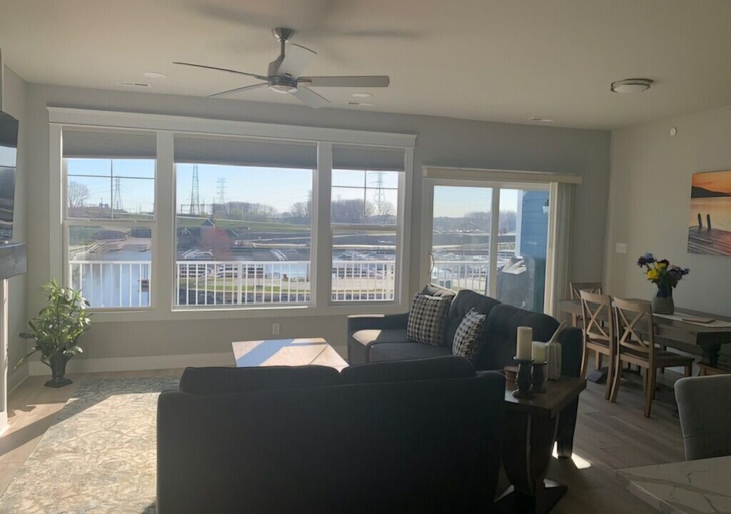 Photo of Livingroom in Portage