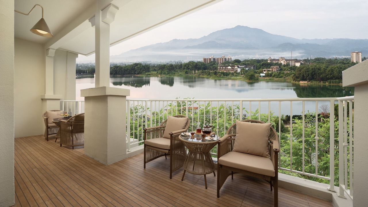 Photo of Patio Balcony in Emeishan