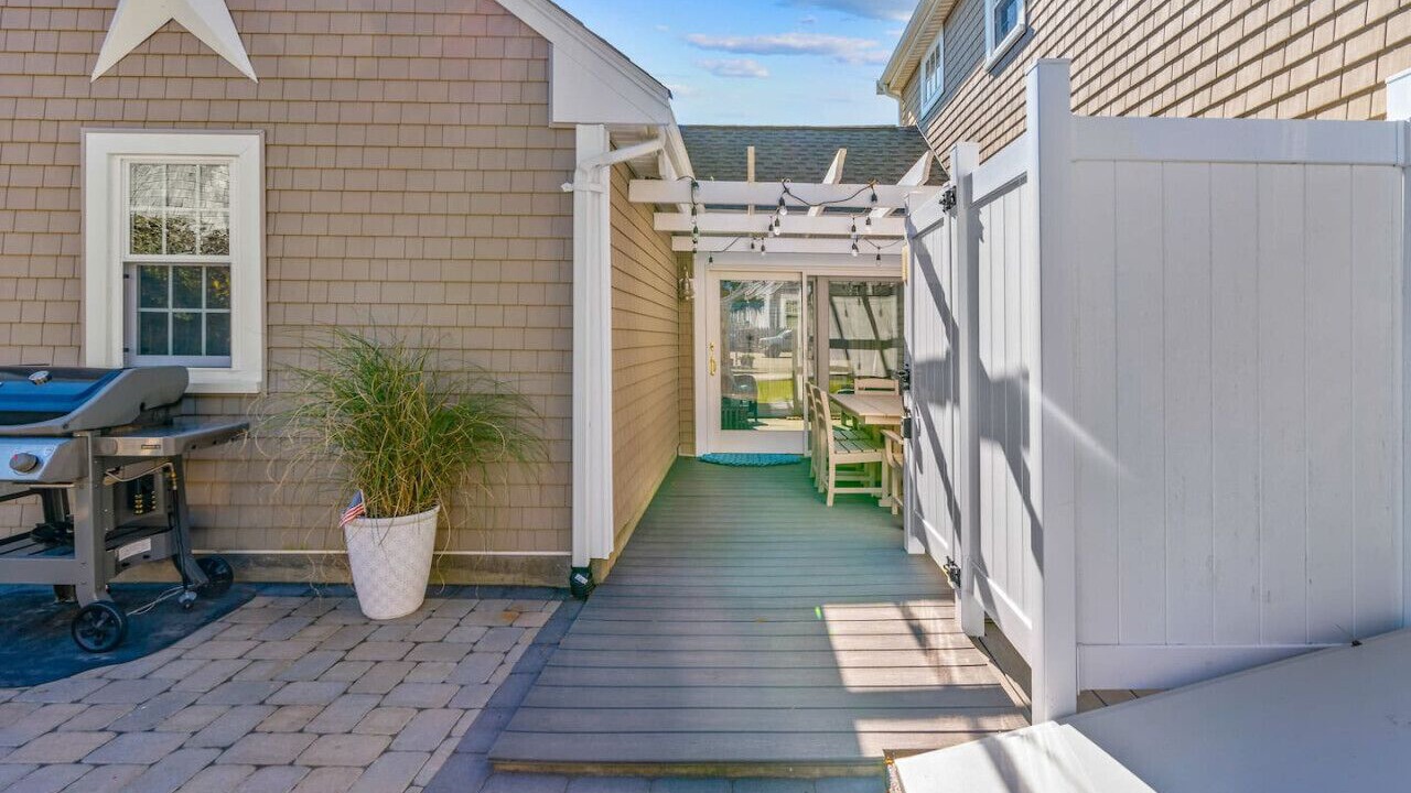 Photo of Patio Balcony in South Yarmouth