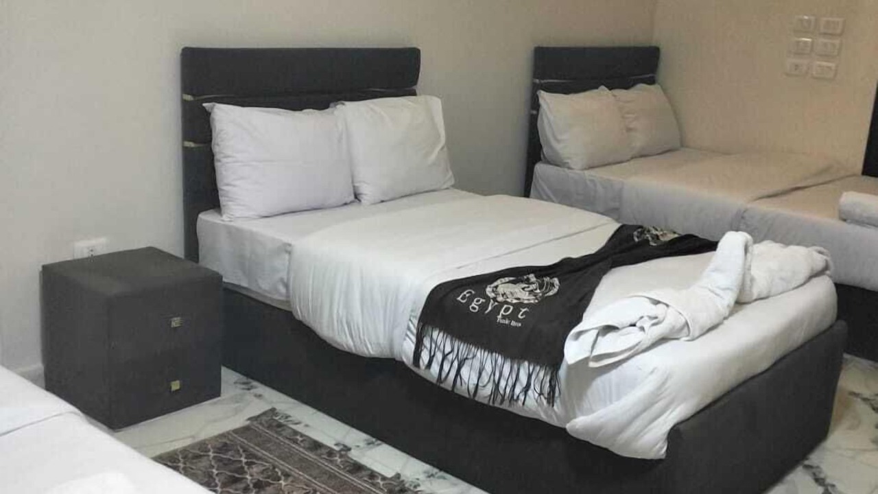 Photo of Bedroom in Pyramids Gardens