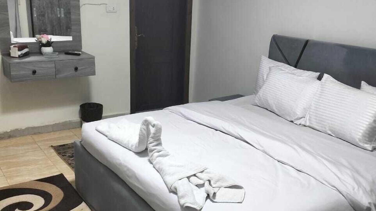 Photo of Bedroom in Pyramids Gardens