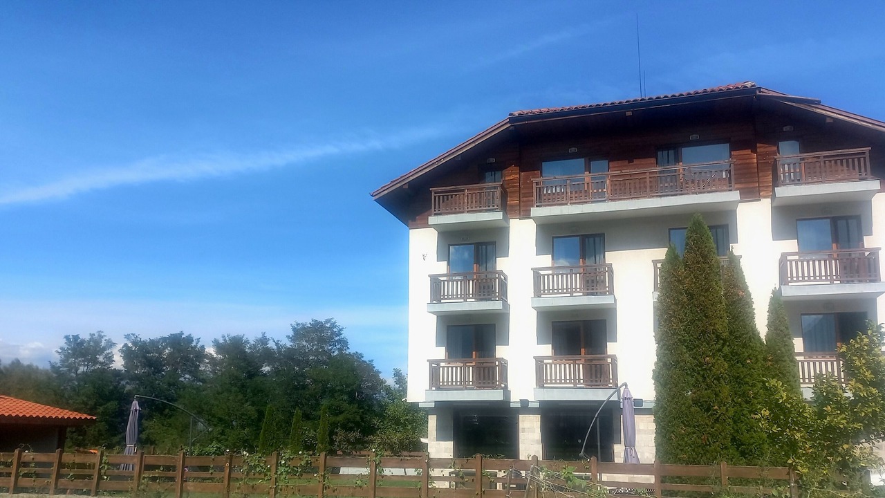 Photo of Outdoor in Shiligarnika