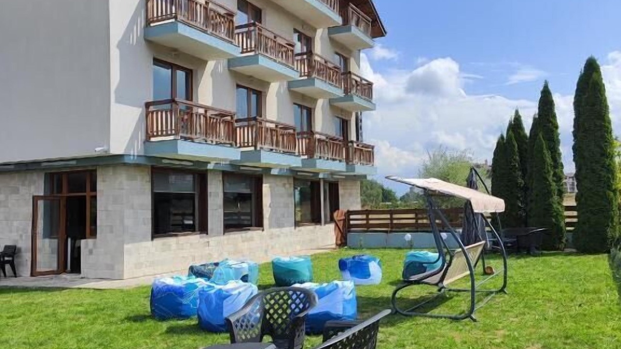 Photo of Outdoor in Shiligarnika