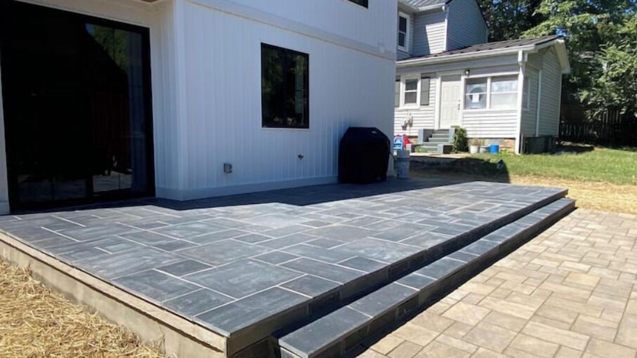Photo of Patio Balcony in Bedford