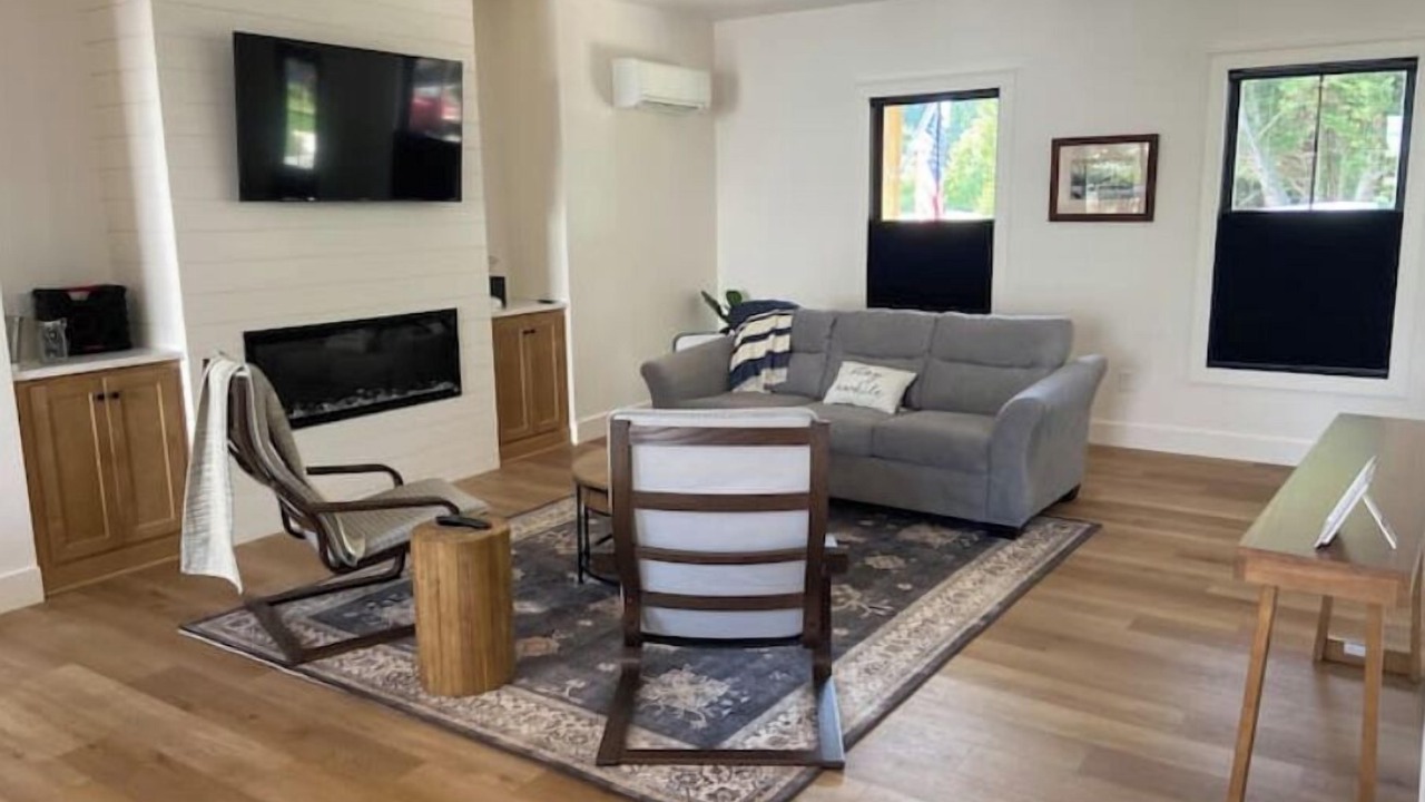 Photo of Livingroom in Bedford