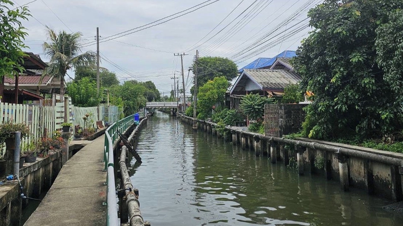 Photo of Outdoor in Taling Chan