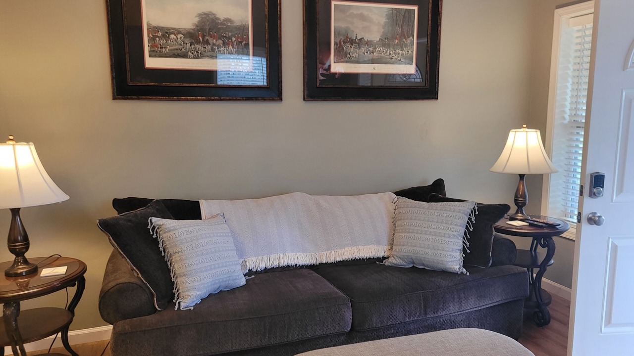 Photo of Livingroom in Madison