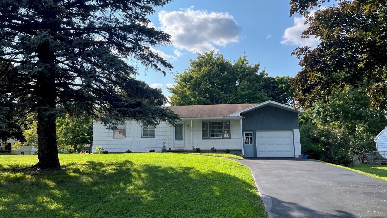 Photo of Outdoor in Ionia