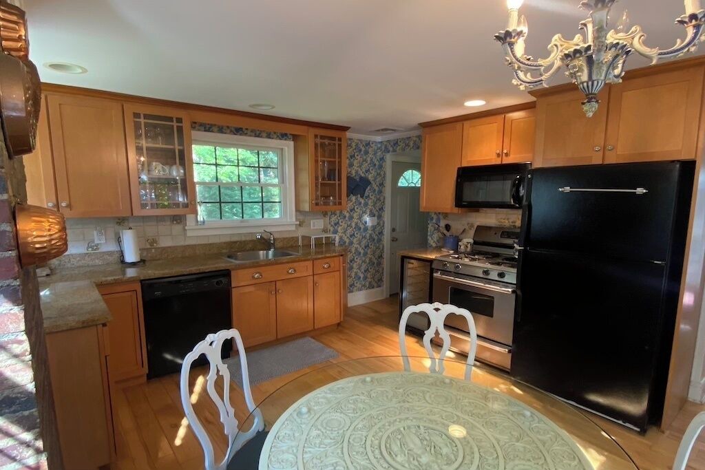 Photo of Kitchen in Laurel Hollow