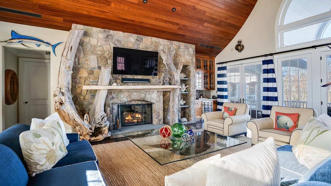 Photo of Livingroom in Montauk
