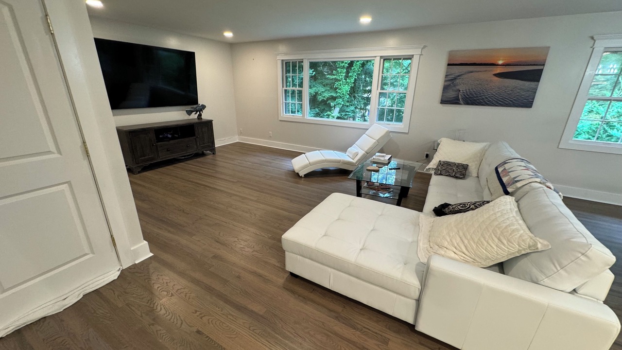 Photo of Livingroom in Stony Brook